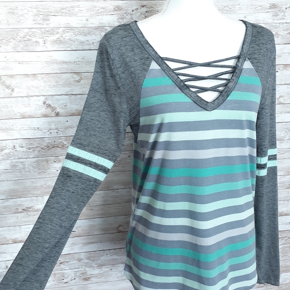 Derek Heart Top Raglan Striped Tee Green 194 - Picture 2 of 5
